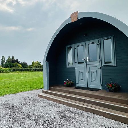 Welly Boot Pod Hotel Shenstone Luaran gambar