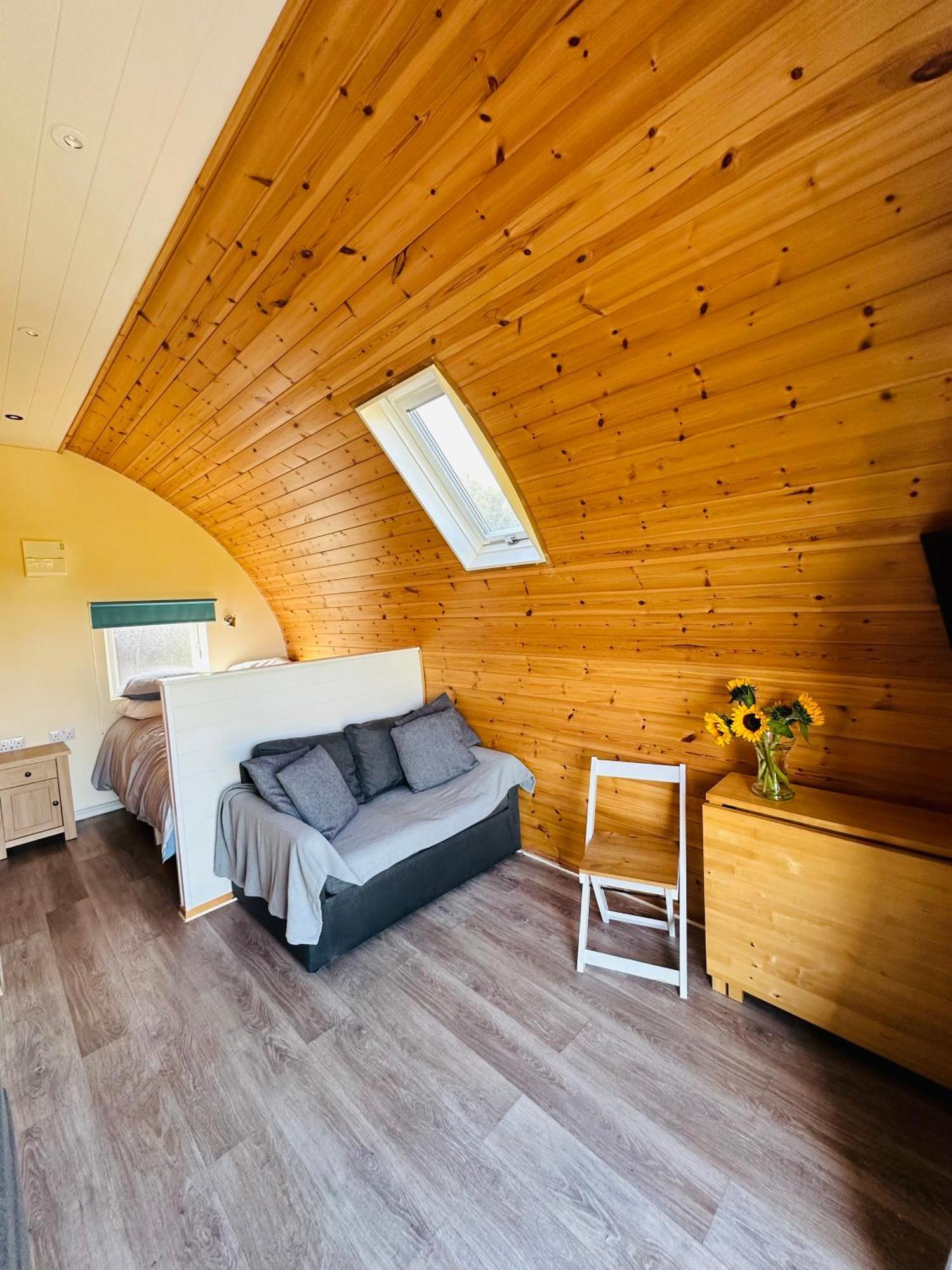 Welly Boot Pod Hotel Shenstone Luaran gambar